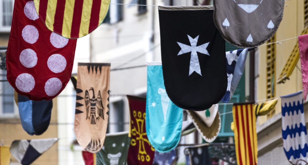 differenza tra stendardo e bandiera