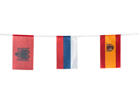 Festone nazioni varie - 24 bandierine 20x30 cm - lunghezza 10 mt